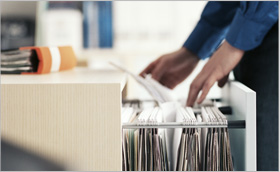 Conteúdo:<br>
1. Funções do auxiliar de escritório<br>
2. Papéis desempenhados na empresa<br>
3. O local de trabalho<br>
4. Documentos<br>
5. Habilidades de comunicação<br>